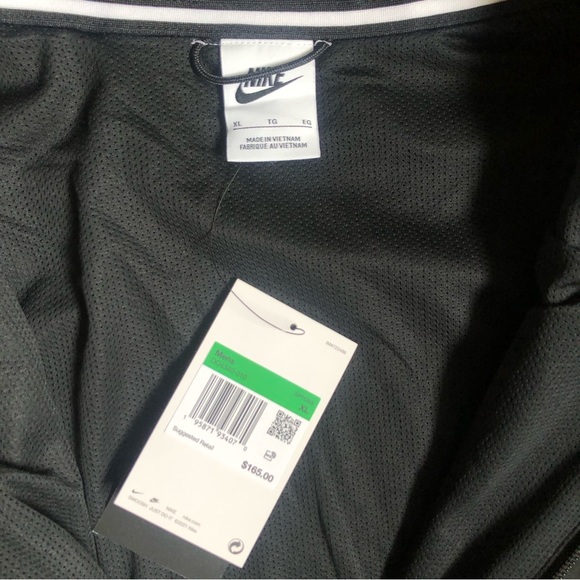 Nike tech woven jacket - Picture 9 of 9